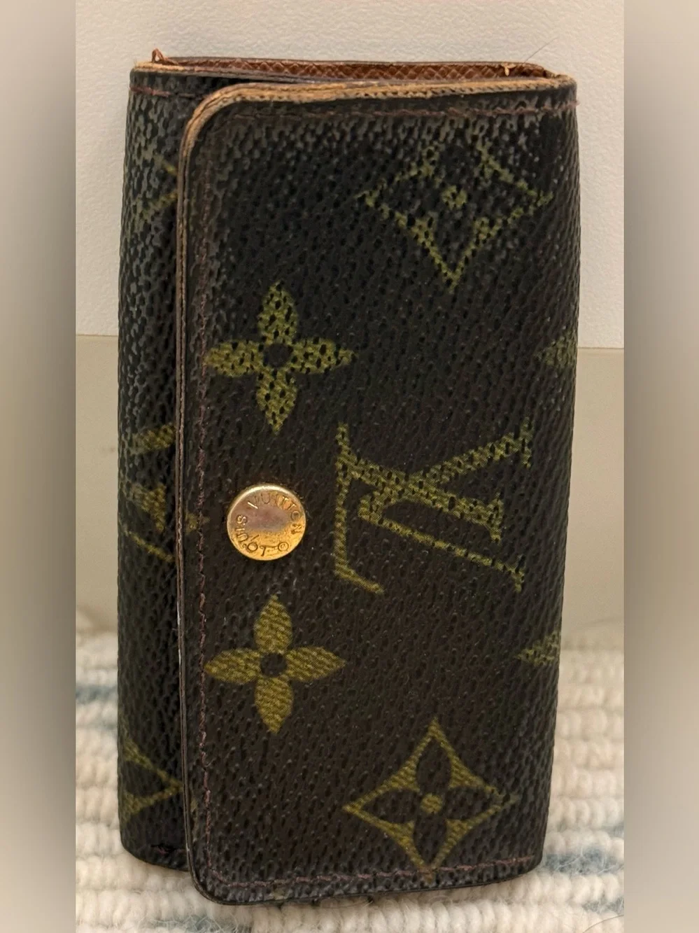 LOUIS VUITTON Vintage 80’s Unisex Monogram Canvas Tri-Fold 4-Key Ring Holder
